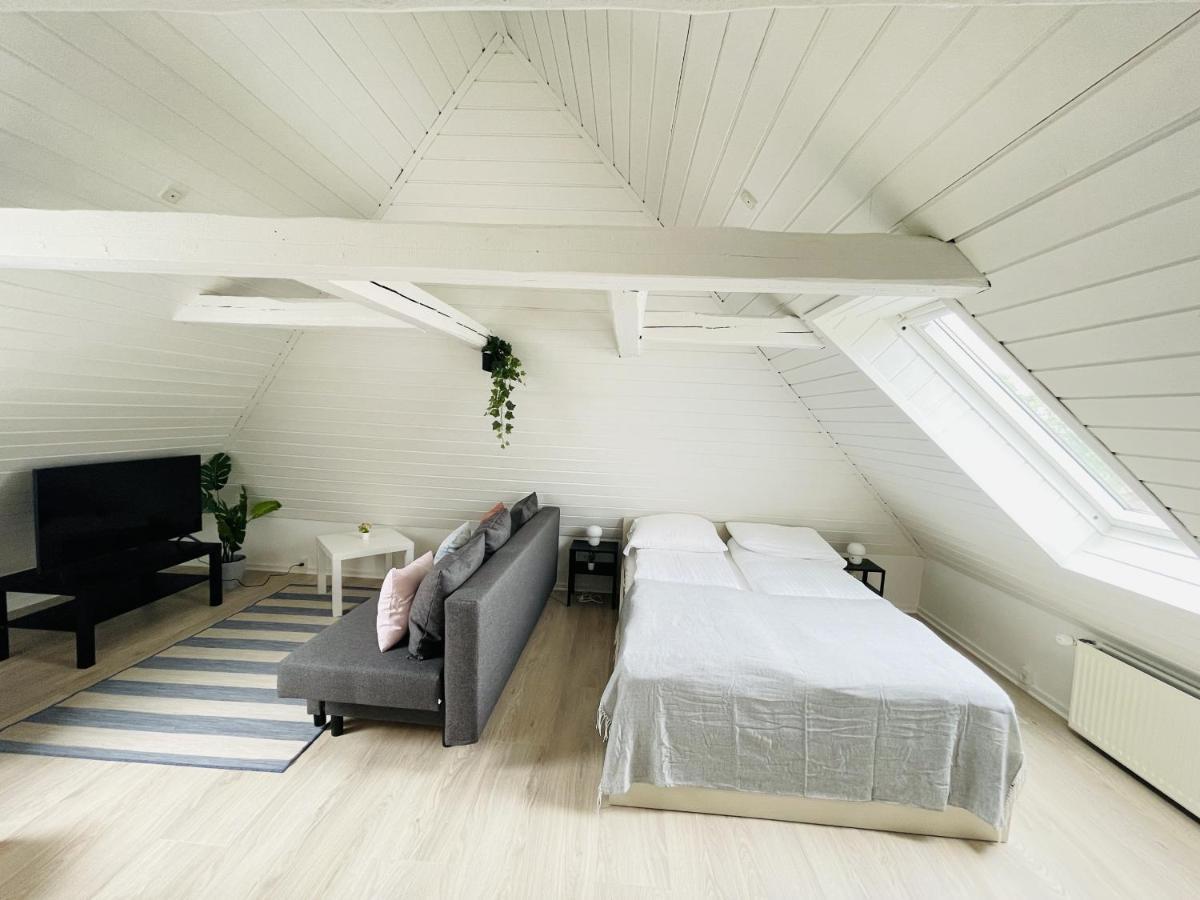 Aday - Charming Loft Studio อัลบอร์ ภายนอก รูปภาพ